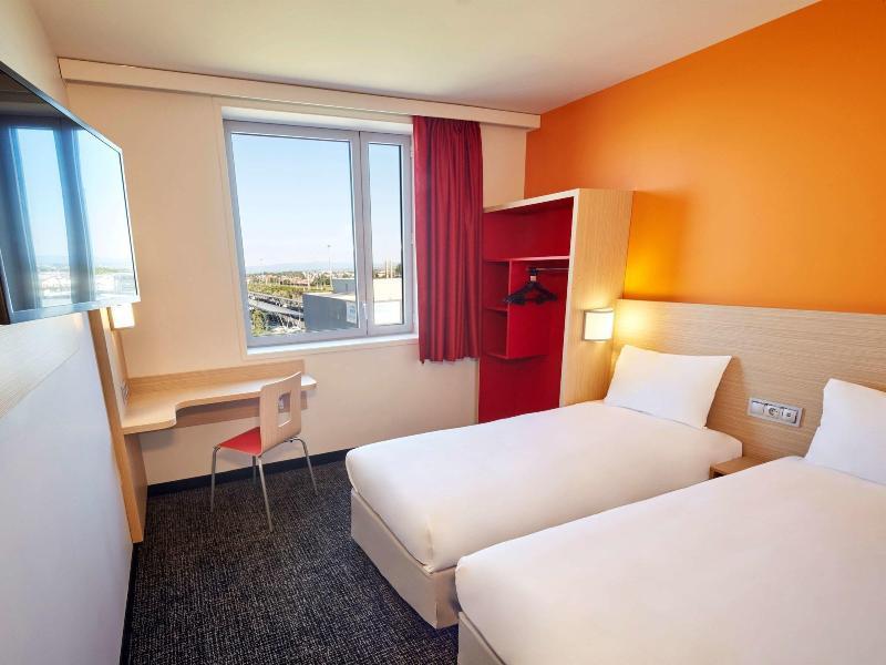 Kyriad Eco - Ferrand Estaing